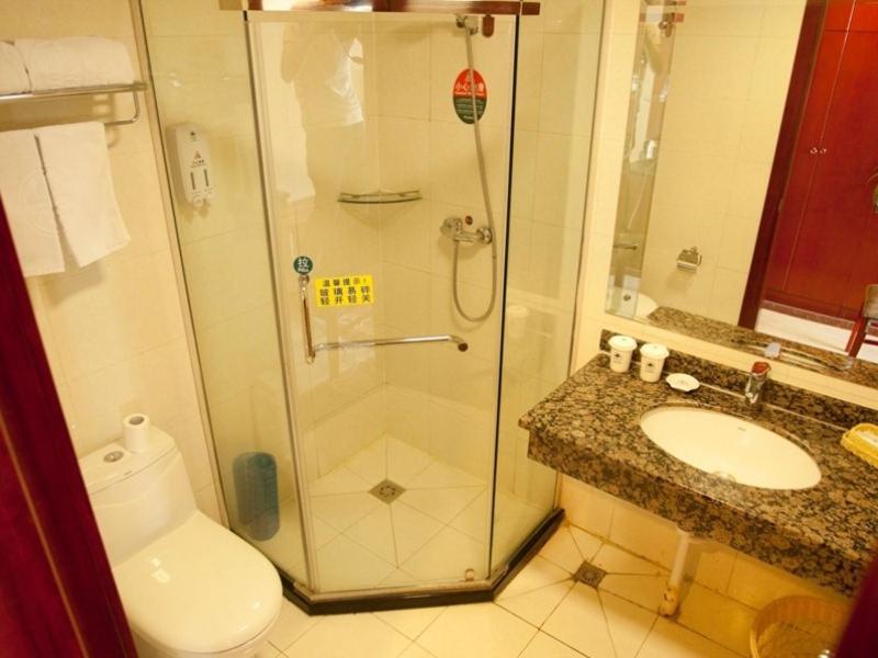 Greentree Inn Shandong Rizhao East Haiqu Road Business Hotel Esterno foto