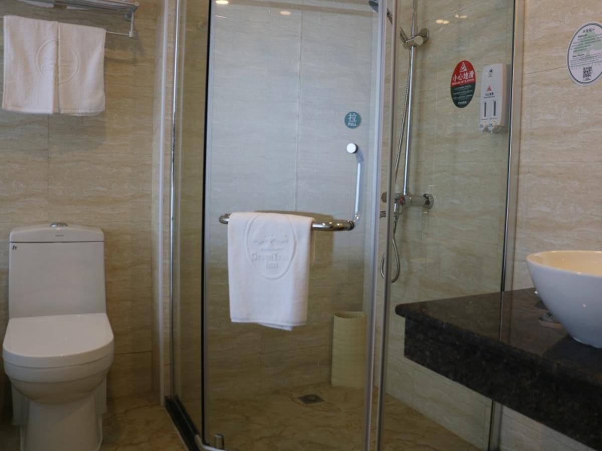 Greentree Inn Shandong Rizhao East Haiqu Road Business Hotel Esterno foto